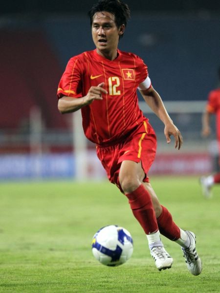 Tiền vệ Minh Phương còn nổi tiếng với lối sống mẫu mực trong đội tuyển, anh luôn nhận được sự nể phục từ tất cả các cầu thủ trong đội. Ảnh: Quang Minh
